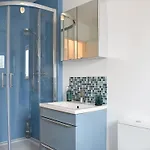 6 Twentyman Court